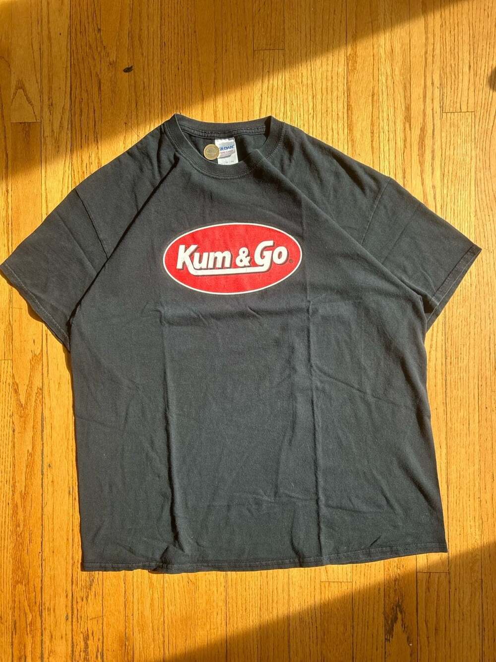 Vintage Kum & Go Gas Station Logo Graphic T-Shirt XL